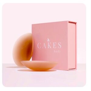 CAKES Circles - Grippy, Adhesive-Free Nipple Covers in Caramel